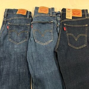 Levi’s jeans size 27 (1) and 28 (2)